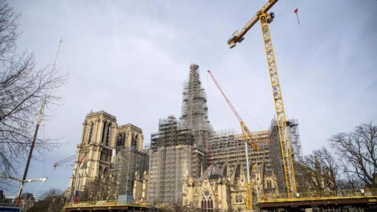 Notre Dame recupera su esplendor cinco años después del gigantesco incendio