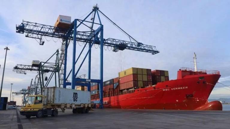 Los aranceles de Trump ya afectan a la exportación de cerámica a Estados Unidos