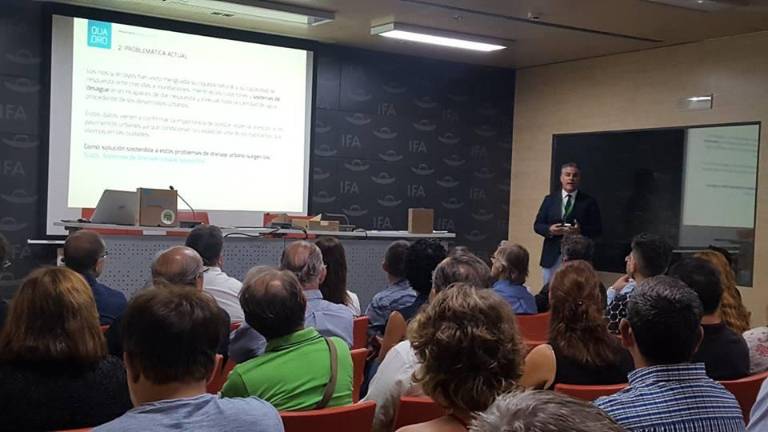 Gibeller resalta en Firamaco el valor del I+D+i y la sostenibilidad