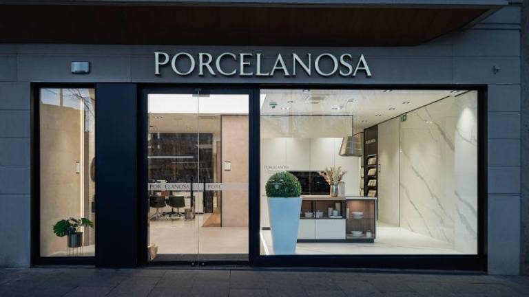 Porcelanosa inaugura tienda en el centro de una ciudad española