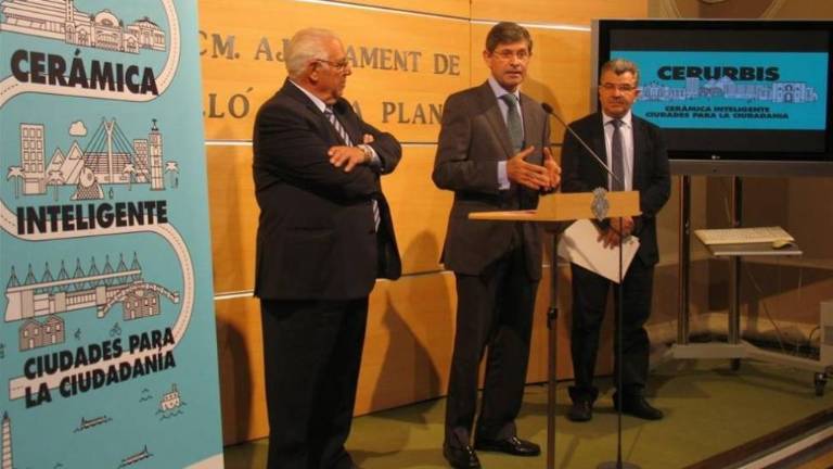 Castellón instala una innovadora cerámica wifi