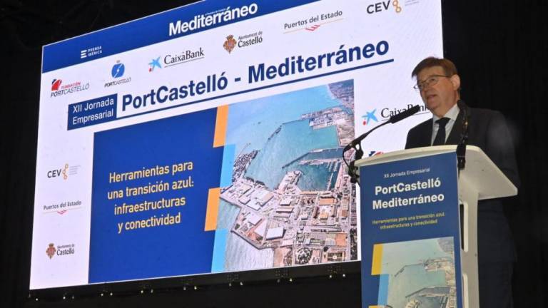 Ximo Puig anuncia una gran zona industrial en el puerto de Castellón