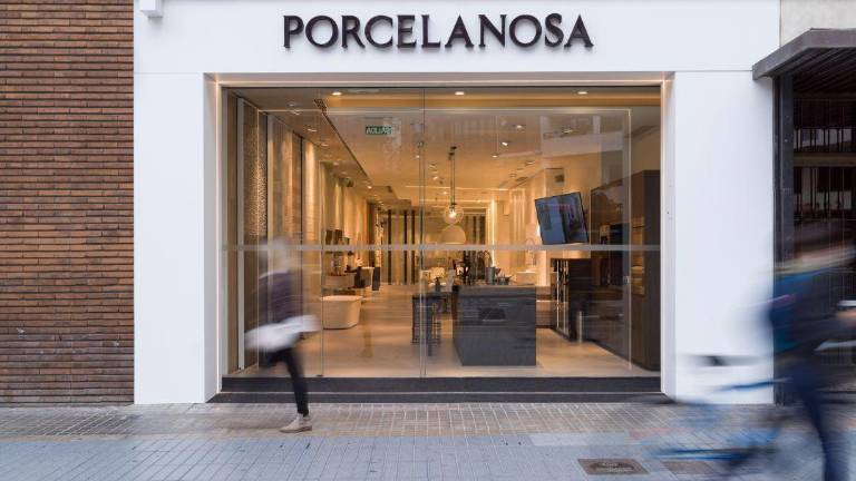 Porcelanosa Grupo rediseña su showroom en el centro de València