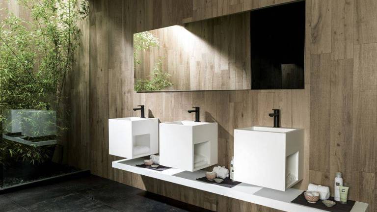 Krion amplía la colección 'Ras' para baños de vanguardia