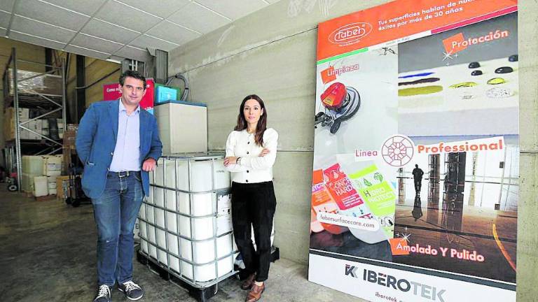 Iberotek y Faber, una sinergia de éxito para superficies cerámicas