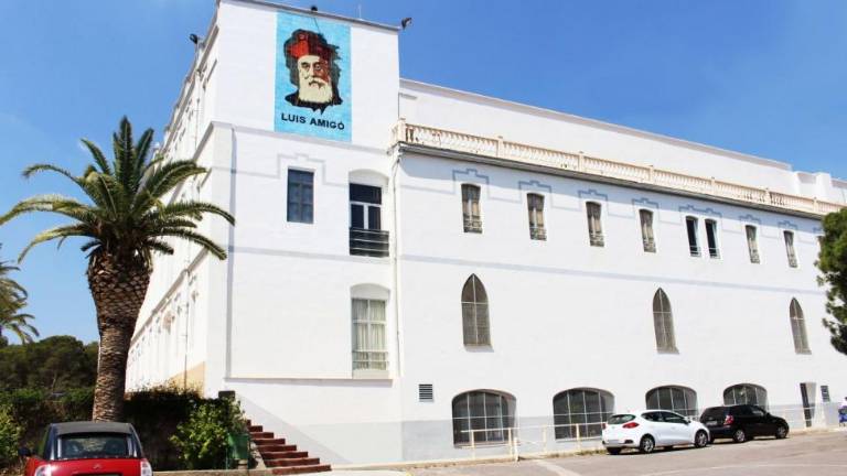 Un mural cerámico de altura 'made in Artelux'