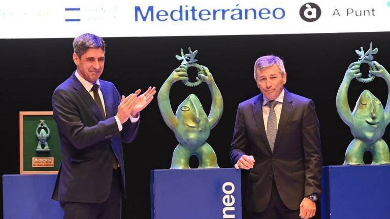Vidres, condecorada por sus cinco décadas de trayectoria en los premios Empresa del Año de Castellón