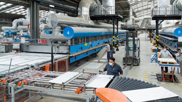 El Gobierno aprueba las subastas de 1.200 MW para renovar el parque de cogeneración industrial