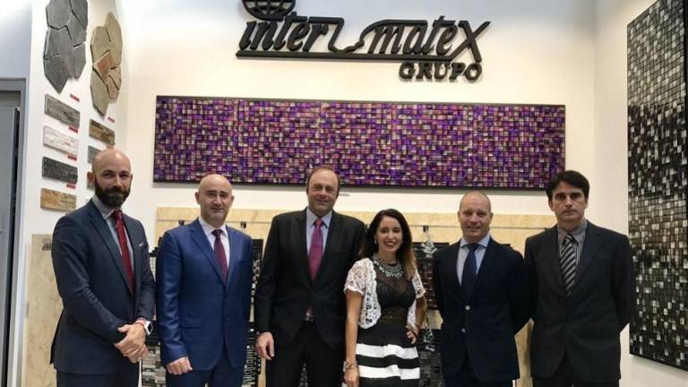 Intermatex innova en mosaicos, piedra y porcelánico