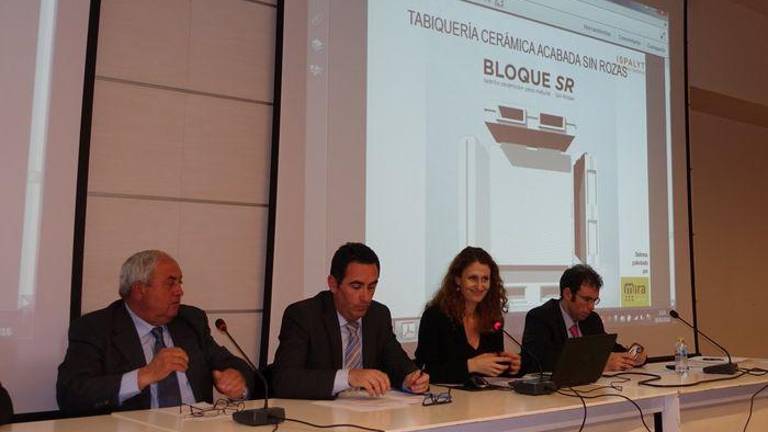 Los fabricantes de ladrillos y tejas no fallarán en Cevisama 2017