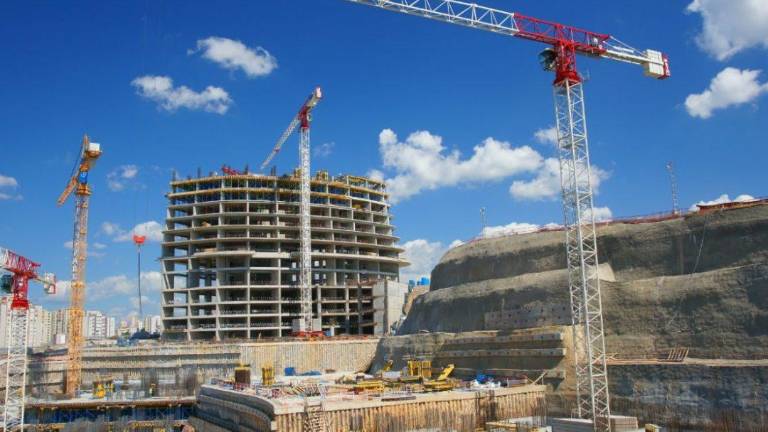La Confederación Nacional de la Construcción defiende los concursos frente a las subastas en la adjudicación de obras públicas en España