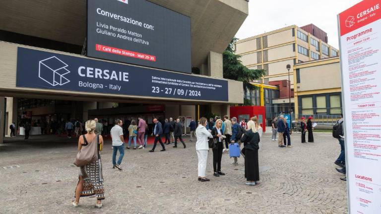 Tres empresas españolas de maquinaria participarán con estand propio en Cersaie 2025