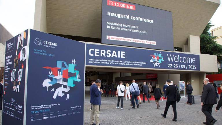 Reserve su espacio en el Suplemento Especial de Cersaie y Tecna del Periódico del Azulejo