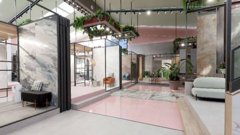 Prissmacer duplica la superficie de su showroom comercial de Onda