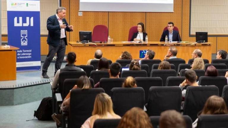 El Aula Torrecid de la UJI forma al alumnado para realizar auditorías