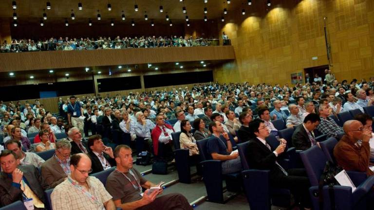 El sector del hábitat debate sobre su futuro en Feria Valencia