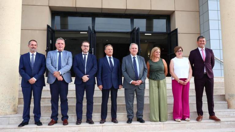 El ministro de Industria habla sobre la cerámica: reclama «recursos» a Europa para hacer frente a los sobrecostes por las emisiones