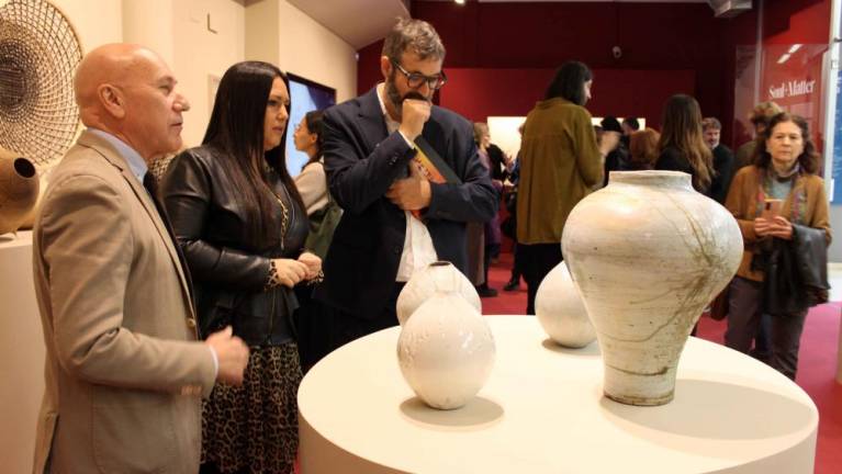 El Centre de Artesania de la Comunitat Valenciana acoge una muestra de obras expuestas en la Bienal Internacional de Cheongju