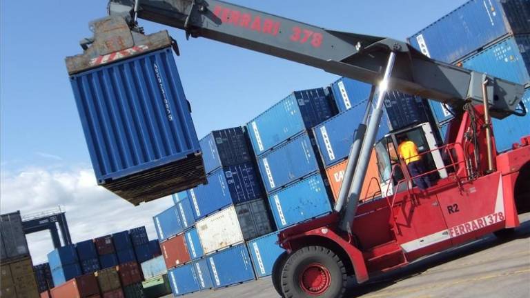 La exportación rompe moldes en febrero y crece un 21%