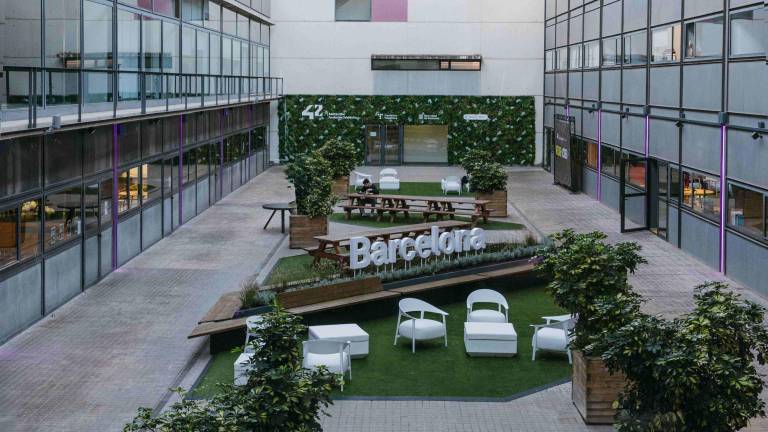 118 Studio diseña el patio del campus 42 Barcelona