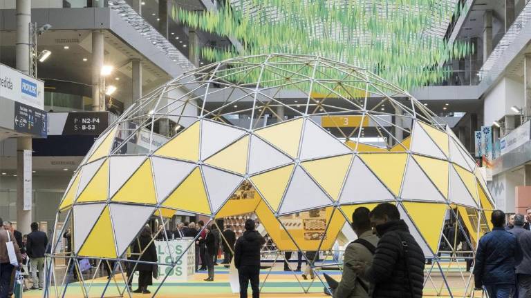 La ministra de Industria inaugurará Cevisama, que reunirá un 10% más de marcas