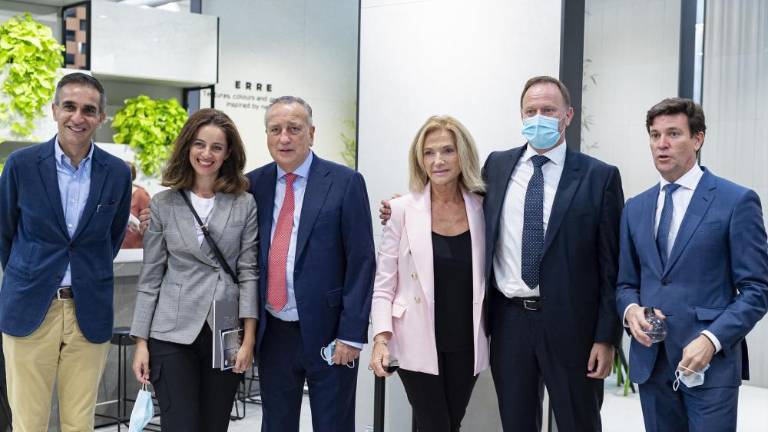 TAU y ERRE proponen un original regreso a la esencia de la cerámica
