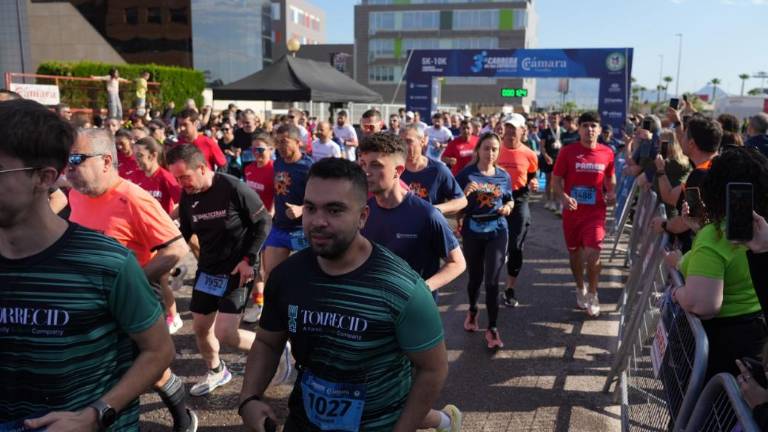 Galería de fotos | Compañías y entidades del sector cerámico, en la Carrera de las Empresas de Castellón