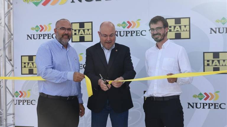 Nuppec Logística estrena una estación de gas CNL para vehículos industriales