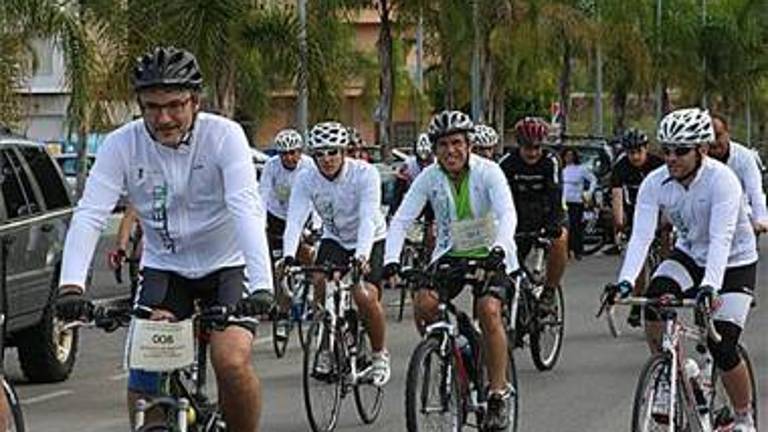 Los técnicos cerámicos preparan su marcha ciclista