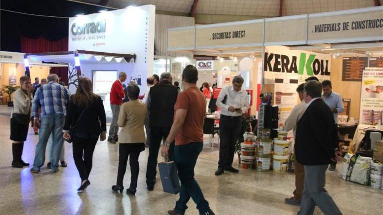 El Palau de la Festa se engalana para acoger a partir de mañana Reforcas