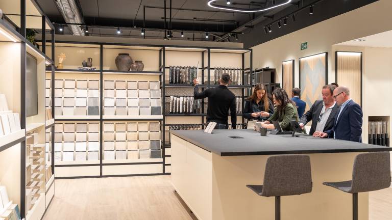 Porcelanosa abre su nueva tienda en Vila-real