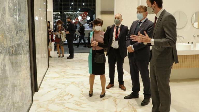 Ximo Puig intercederá en favor del azulejo en Madrid, la UE y Argelia