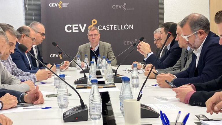 Luis M. Martí, presidente de CEV Castellón en la junta directiva de la entidad.