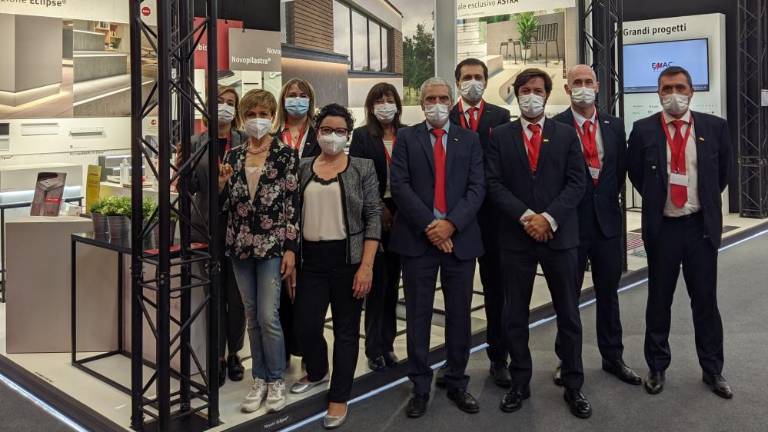 Emac combina las visitas presenciales y telemáticas en Cersaie 2021
