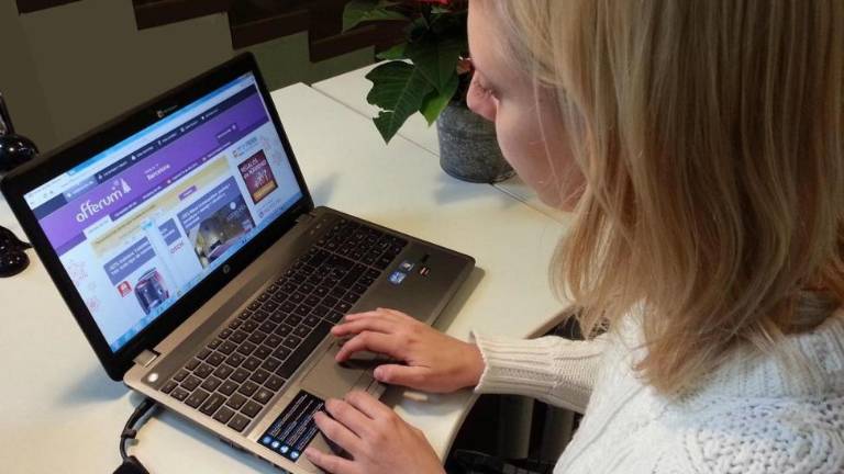 Los consumidores se informan primero en las webs de las marcas antes de comprar