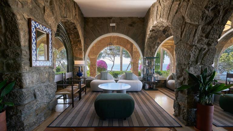 Estudio Matiz redecora el Parador de Málaga Gibralfaro con una paleta tomada del paisaje