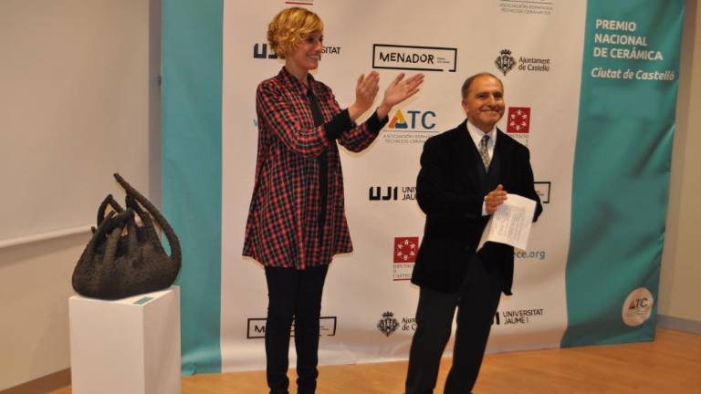 El Premio Nacional de Cerámica Ciutat de Castelló recibe 84 obras artísticas