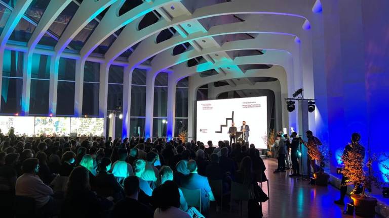Paola Antonelli y Philippe Starck, invitados en el acto inaugural de València Capital Mundial del Diseño 2022