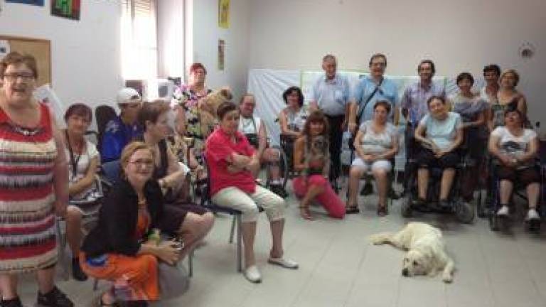 Fritta financiará el Programa de Terapia Canina para afectados Daño Cerebral Adquirido