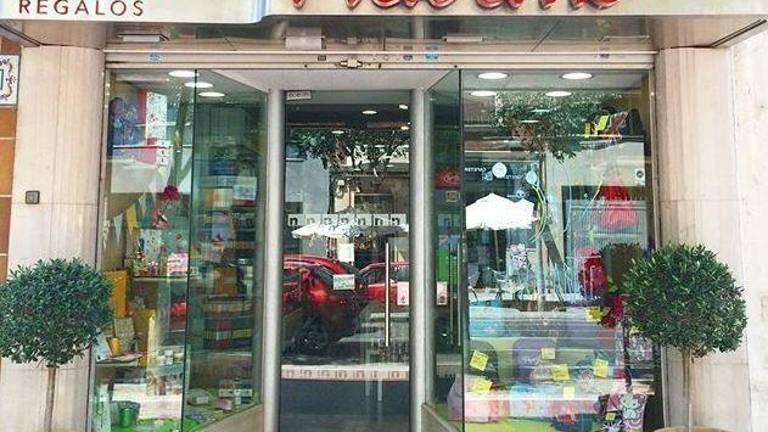 Papelería Navarro celebra 70 años con talleres dedicados a las 'arts and crafts'