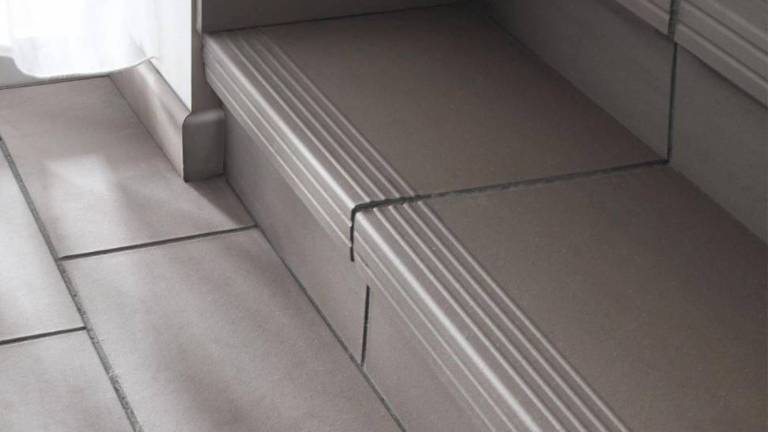 Greco Gres presenta nuevas piezas 'Klinker Grey'