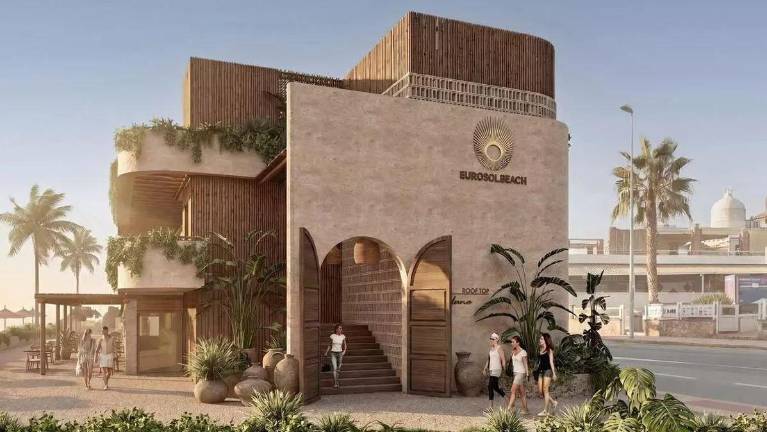Cuenta atrás para levantar el nuevo Eurosol de Benicàssim: así será el nuevo complejo