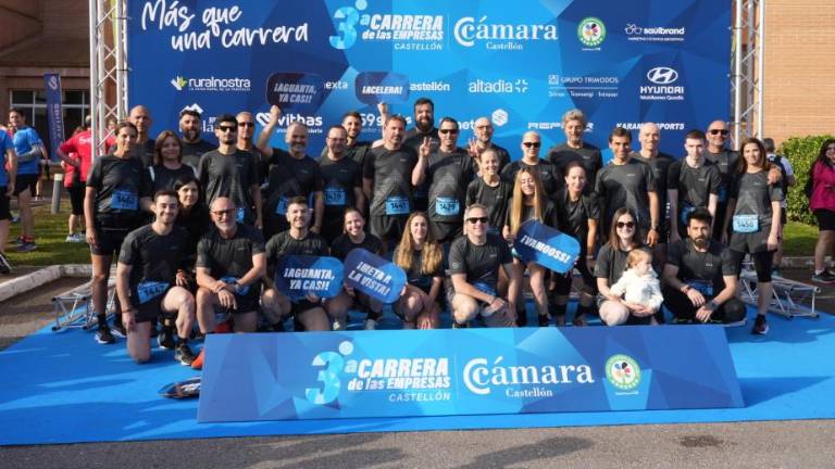 Galería de fotos | Compañías y entidades del sector cerámico, en la Carrera de las Empresas de Castellón