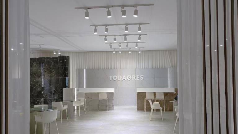 Todagres, la nota negativa en la inauguración de Cersaie