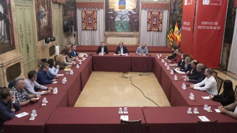 Los alcaldes del clúster cerámico firman el miércoles el manifiesto Salvem la ceràmica