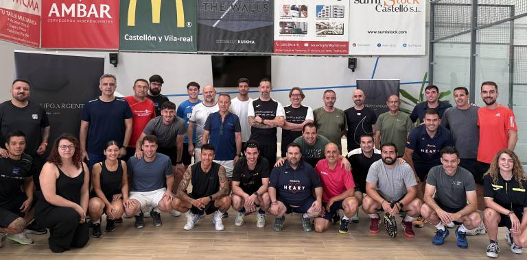Grupo Argenta fomenta el deporte en la segunda edición de su torneo de pádel