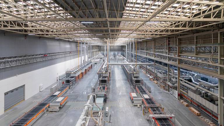 Porcelanosa amplía su planta de producción de gran formato con maquinaria de Sacmi