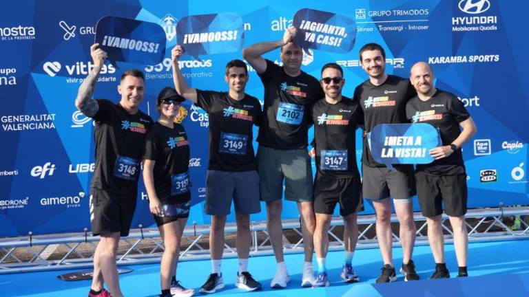 Galería de fotos | Compañías y entidades del sector cerámico, en la Carrera de las Empresas de Castellón