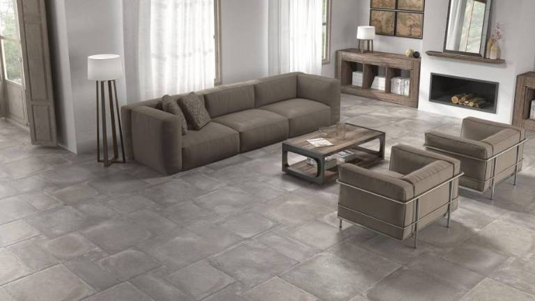 Grupo Azulev abre su abanico decorativo en Cersaie
