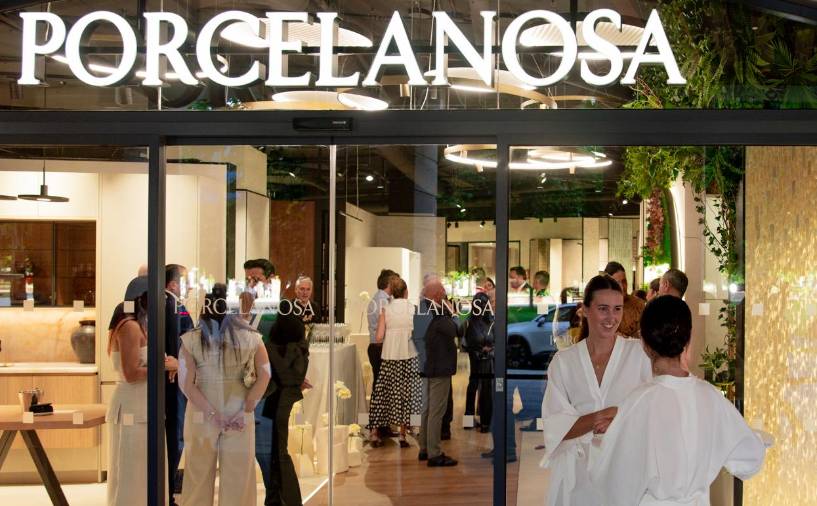 Galería de fotos | Gastronomía, diseño y Anne Igartiburu: así fue la inauguración de la nueva tienda de Porcelanosa en Bilbao